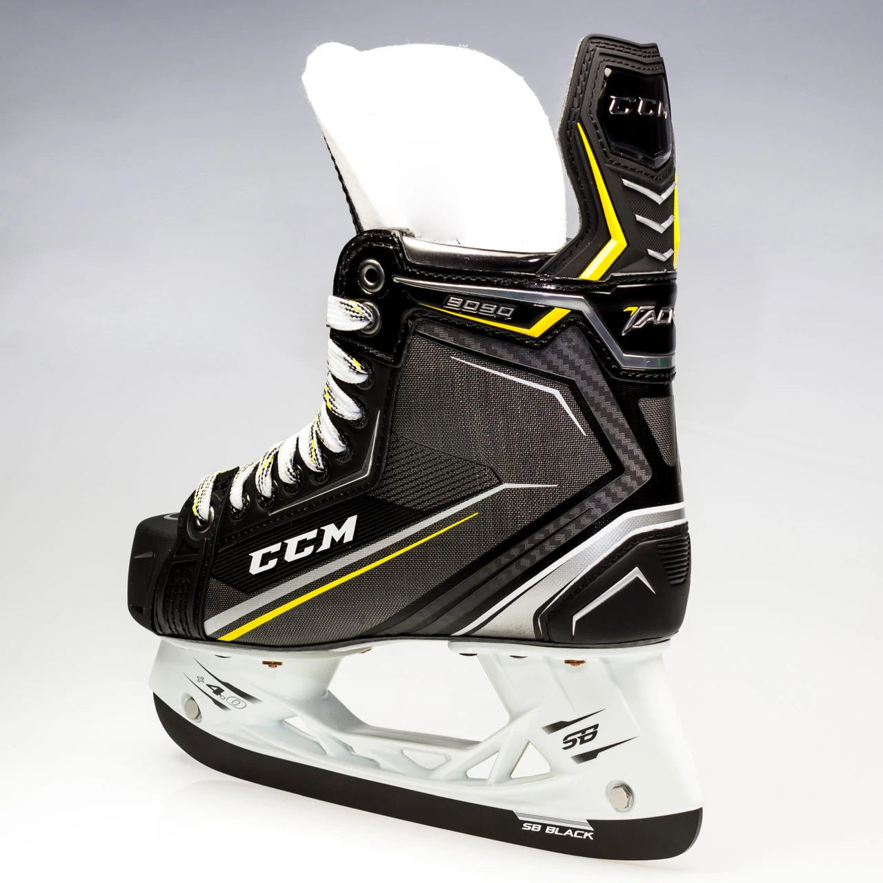 CCM Tacks 9090 Junior Ice Hockey Skates 5 CCM Tacks 9090 Junior Ice Hockey Skates - Image 5