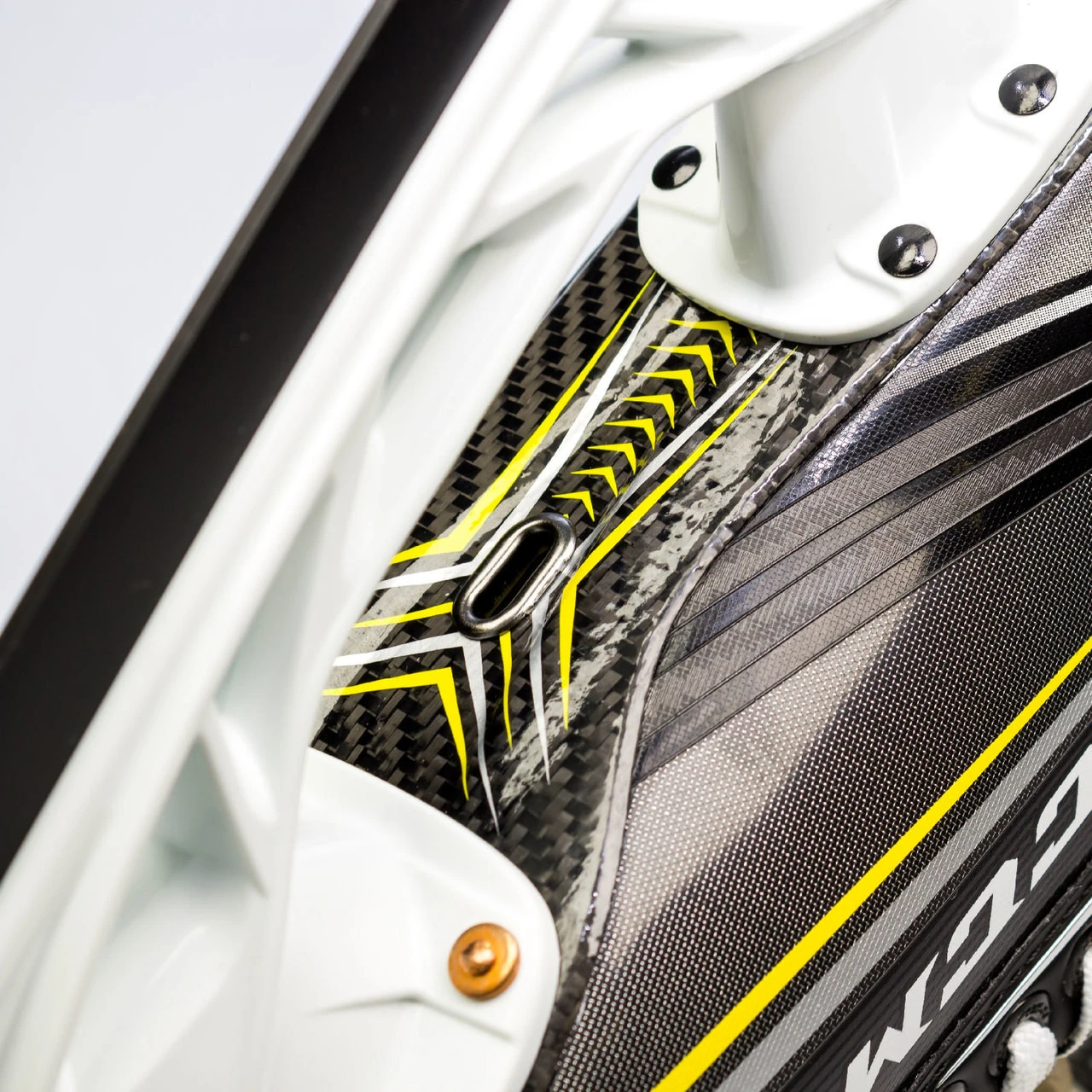 CCM Tacks 9090 Junior Ice Hockey Skates 9 CCM Tacks 9090 Junior Ice Hockey Skates - Image 9