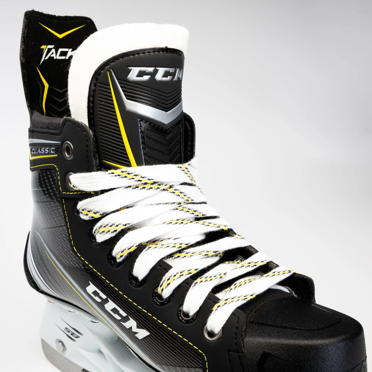 CCM Tacks Classic 9060 SMU Senior Hockey Skates 7 CCM Tacks Classic 9060 SMU Senior Hockey Skates - Image 7