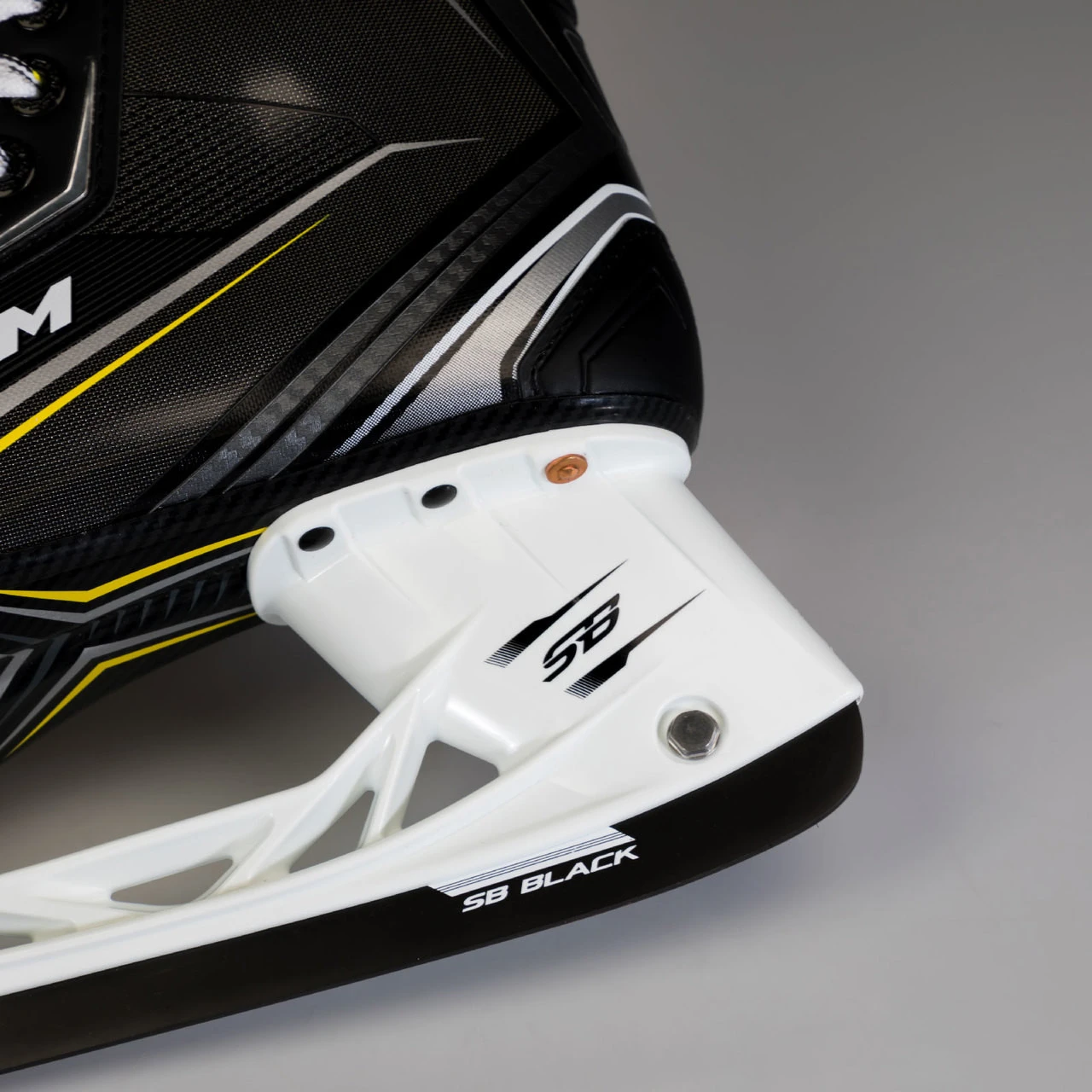 CCM Tacks Classic Pro+ 9080 SMU Senior Hockey Skates 6 CCM Tacks Classic Pro+ 9080 SMU Senior Hockey Skates - Image 6