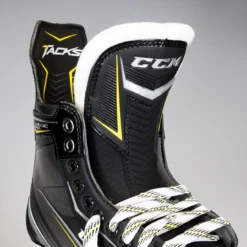 CCM Tacks Classic Pro+ 9080 SMU Senior Hockey Skates 10 CCM Tacks Classic Pro+ 9080 SMU Senior Hockey Skates -Ball Sports Equipment Discount Store ClassicProPlusII 9904 web 79788.1551378974